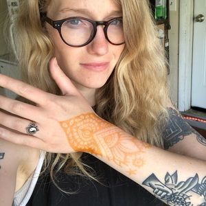 Meet your Posher, Jacqueline